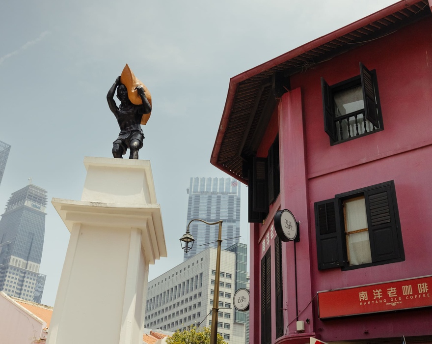 Why Foreign Entrepreneurs Need a Corporate Service Provider in Singapore